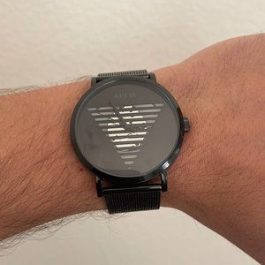 GUESS BLACK CASE BLACK SILICONE WATCH